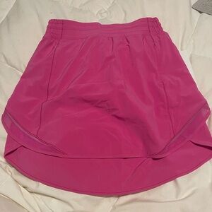 NWT Lululemon Hotty Hot Skirt (Long) Sonic Pink